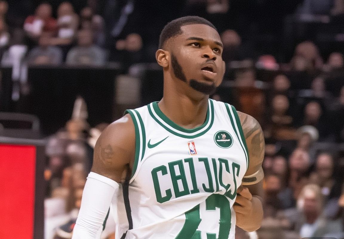 杰伦布朗40分塔图姆全能 凯尔特人逆转步行者锁东部榜首 哈利伯顿受限